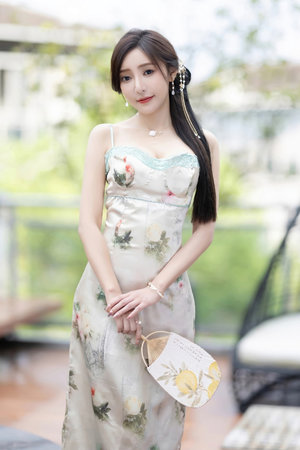 我坐在学霸的j上面写作业作文
