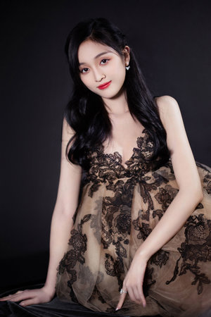 乡村艳妇陆云