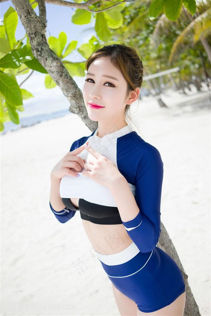 小阁藏春阿兰