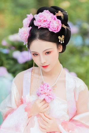 王昭君被捅哭