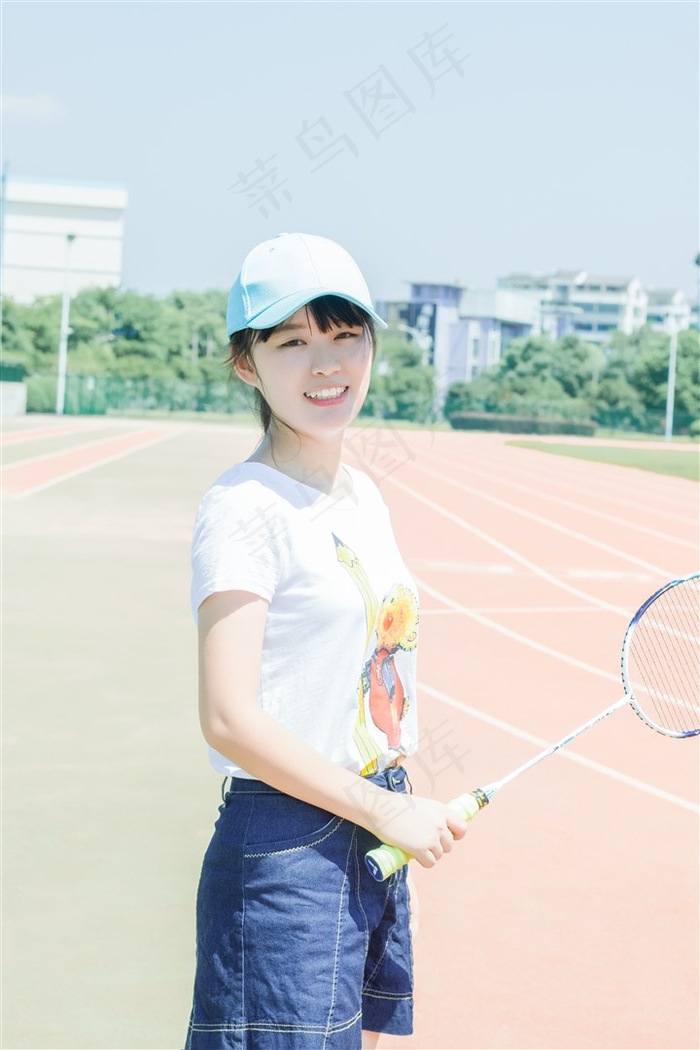 全国探花黄先生代班包臀裙妹子
