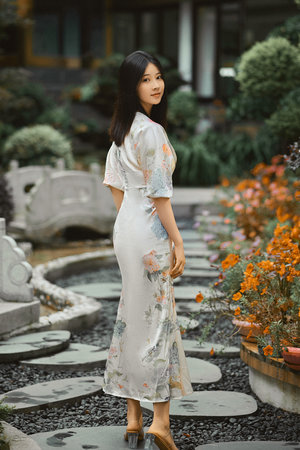 黑巨大战日本美女资源