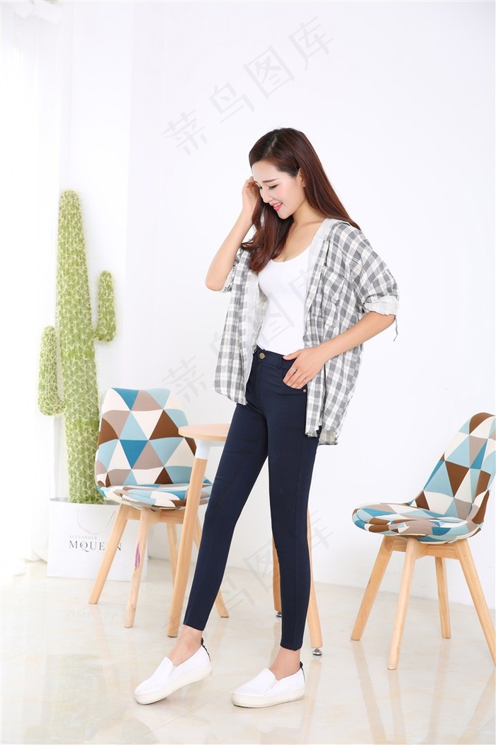 美女主播户外漏奶露逼视频