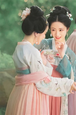 免费国产在线播放